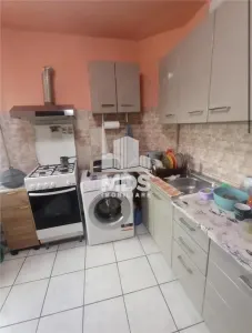 Decomandat cu centrala propie linga Piata Verde - Timisoara