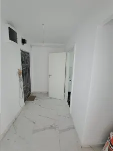 Apartament cu 2 camere confort 1 modelul mare - foto 8