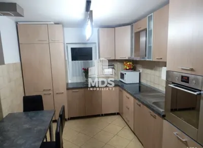 Decomandat, etaj 1 cu 2 bai si 2 balcoane - foto 1