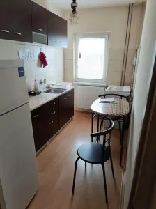 Decomandat, model mare la etaj 3 linga Piata Doina - foto 3