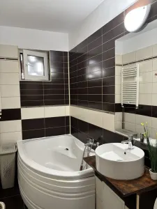 Mobilat si utilat, etaj intermediar, linga Judetean - foto 5