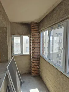 Decomandat 75 mp, 2 bai, etaj intermediar aproape de Mall - foto 7