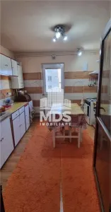 Model mare la etajul 3, mobilat si utilat - foto 6