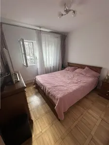 Decomandat cu 2 băi, mobilat, renovat complet - foto 6