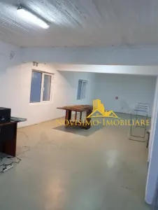 SPATIU COMERCIAL DE INCHIRIAT - foto 2