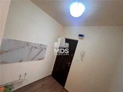 Garsoniera proaspat renovata la parter in zona Soarelui - foto 8