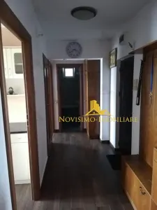APARTAMENT CU 2 DE INCHIRIAT ZONA ULTRACENTRAL 2 AC  CENTRALA - foto 4