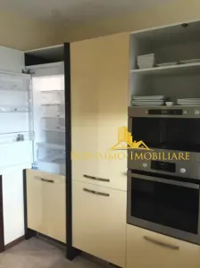 APARTAMENT DE INCHIRIAT CU 2 CAMERE IN ZONA REPUBLICII  , AC. - foto 2