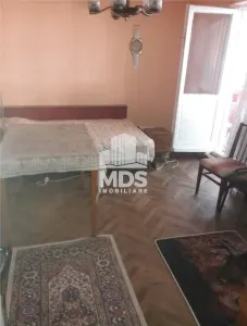 Apartament cu 3 camere decomandat cu garaj sub bloc - foto 2