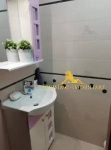 APARTAMENT DE INCHIRIAT CU 3 CAMERE IN ZONA REPUBLICII - foto 8