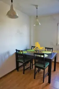 APARTAMENT CU 2 CAMERE  DE INCHIRIAT IN ZONA REPUBLICII - foto 4