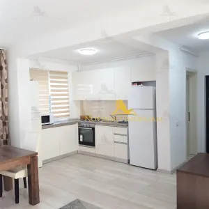 APARTAMENT CU 2 CAMERE DE INCHIRIAT  IN BLOC NOU  IN ZONA MALU ROSU , PARCARE - foto 2