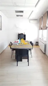 NOVISIMO-IMOBILIARE: VILA DE INCHIRIAT , ULTRACENTRAL - foto 16