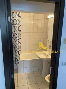 APARTAMENT DE INCHIRIAT CU 2 CAMERE IN ZONA REPUBLICII - foto 7