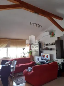 Apartament 3 camere, 85 mp, Lipovei - foto 1