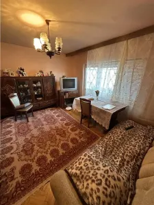 3 camere decomandat cu 2 bai centrala bloc mansardat cu loc de parcare - Timisoara