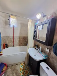 Mobilat și utilat la et 1 in bloc de caramida, cu garaj inclus in preț - foto 7