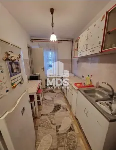 Confort 1 cu centrala propie la etajul 3 - foto 6