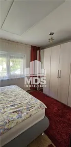 Apartament 2 dormitoare și living cu bucătărie, mobilat și utilat - foto 3