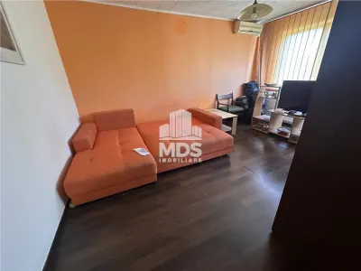 Confort 1 decomandat cu centrală propie - foto 5