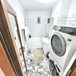 Modificat in 3 camere cu 2 balcoane langa Shopping City - foto 8