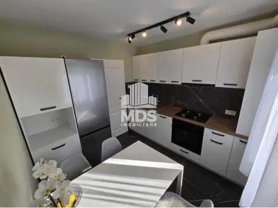 Mobilat si utilat modern, linga McDonald s - Timisoara