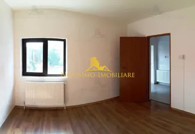 NOVISIMO-IMOBILIARE: VILA DE INCHIRIAT IN ZONA CENTRALA - foto 4