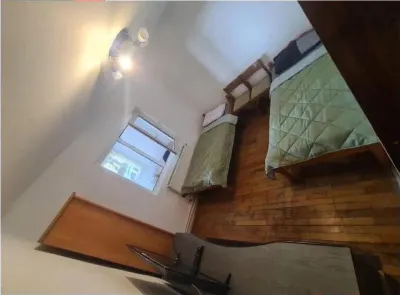 Modificat in 3 camere la parter inalt - foto 4