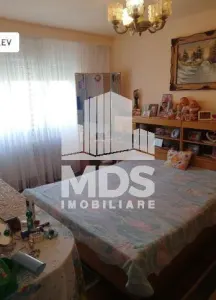 3 camere Gh Lazar bloc cu lift - foto 3