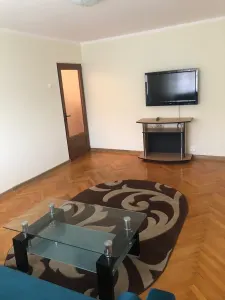 Decomandat cu 2 bai, aproape de Vest - foto 5