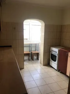 Decomandat cu 2 bai, aproape de Vest - foto 6