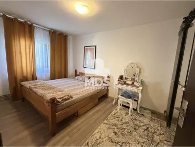 Mobilat si utilat la etajul 3 linga Generala 30 - foto 2