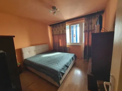 Decomandat, mobilat și utilat la etaj intermediar - foto 5
