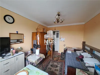 Apartament 2 camere in bloc anvelopat et intermediar - foto 1