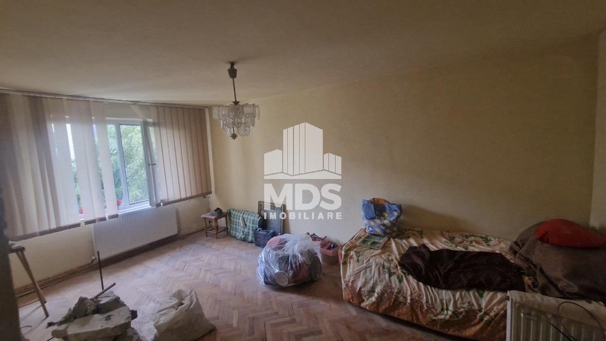 Decomandat la etajul 2 cu centrala linga Padurice - Timisoara