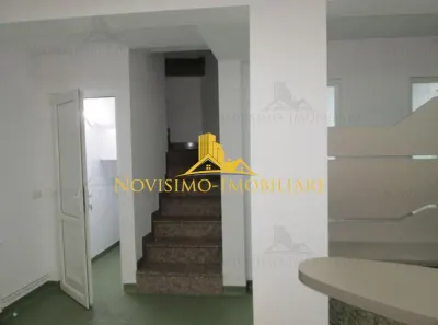 NOVISIMO-IMOBILIARE: SPATIU DE INCHIRIAT  DESTINAT PENTRU CABINETE MEDICALE - foto 4