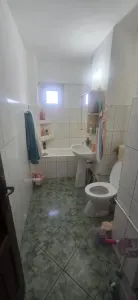 Decomandat, etaj intermediar, mobilat,linga padurice - foto 2