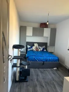 Mobilat si utilat, etaj intermediar in bloc izolat - foto 3