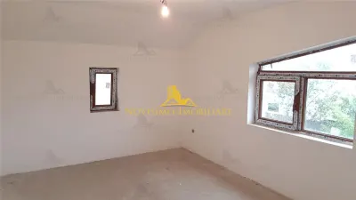 NOVISIMO-IMOBILIARE: VILA IN PLOIESTIORI - foto 14