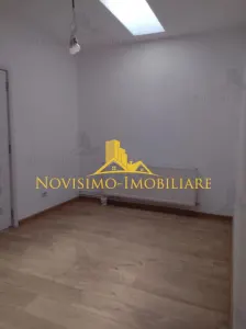NOVISIMO-IMOBILIARE: BIROURI DE INCHIRIAT IN ZONA CENTRALA - foto 2