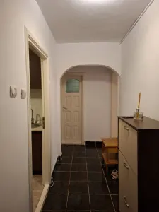 Decomandat, mobilat si utilat, linga piata Noua - foto 4