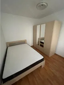 Mobilat si utilat la etajul 1 linga Kaufland-Resitei - Timisoara