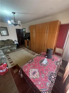 Decomandat cu 2 bai si 2 balcoane etaj intermediar - foto 2
