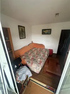 Decomandat cu 2 bai si 2 balcoane etaj intermediar - foto 13