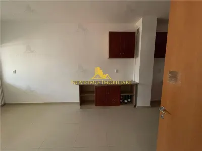 NOVISIMO-IMOBILIARE: VILA DE INCHIRIAT , INCLUSIV PENTRU MUNCITORI - foto 4