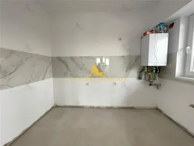 NOVISIMO-IMOBILIARE: APARTAMENT CU 3 CAM. + GRADINA - foto 5