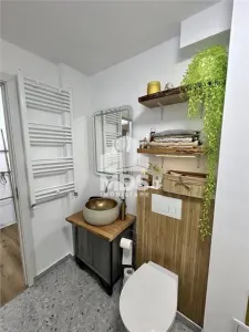 Mobilat si utilat modern, 55 mp la etajul 1 - foto 1