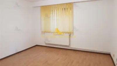 NOVISIMO-IMOBILIARE: SPATIU COMERCIAL DE INCHIRIAT IN ZONA REPUBLICII - foto 4