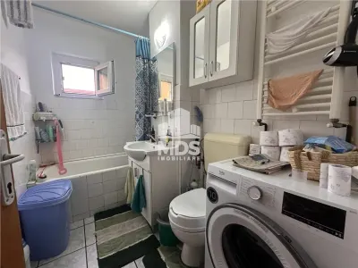 Decomandat, 36 mp utili, etaj intermediar cu centrala propie - foto 4
