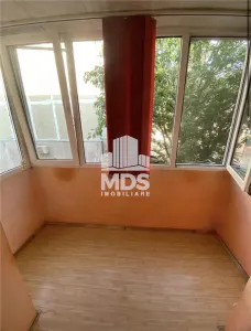 3 camere etaj 2 linga piata Doina - foto 5